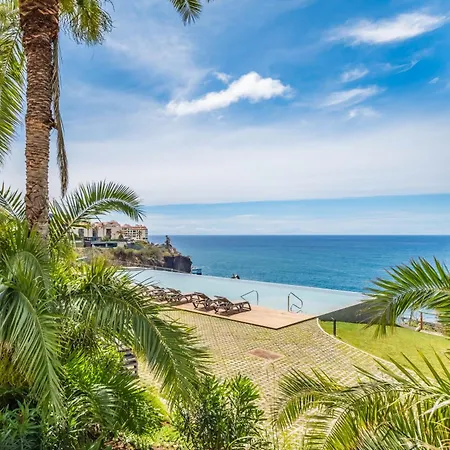 Design At Formosa شقة